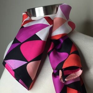 👛[Oscar] Valentine's Day Inspired Square Scarf